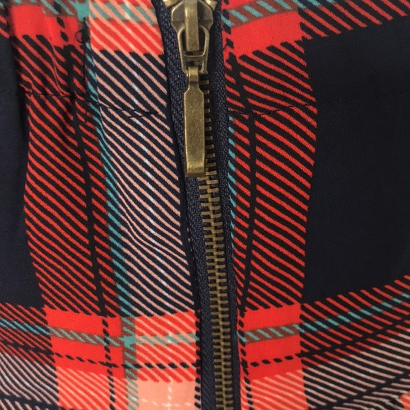 BEAUTIFUL ROMPER. - Picture 4 of 8